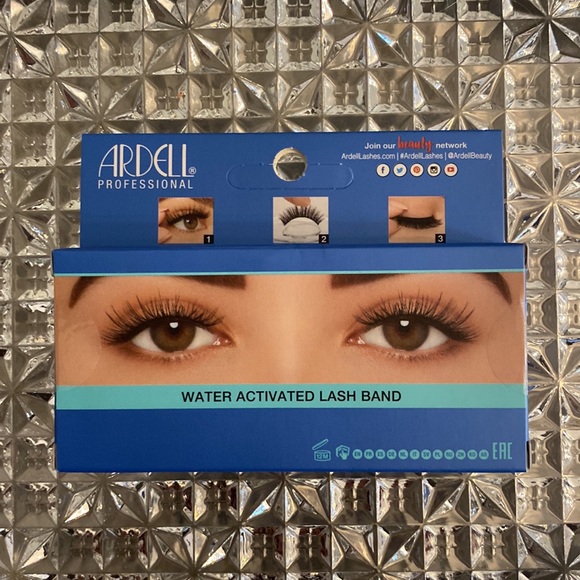 NWT New Ardell Aqua Lashes 344 Water Dip No Adhesive Necessary Easy Wisps - Picture 4 of 8